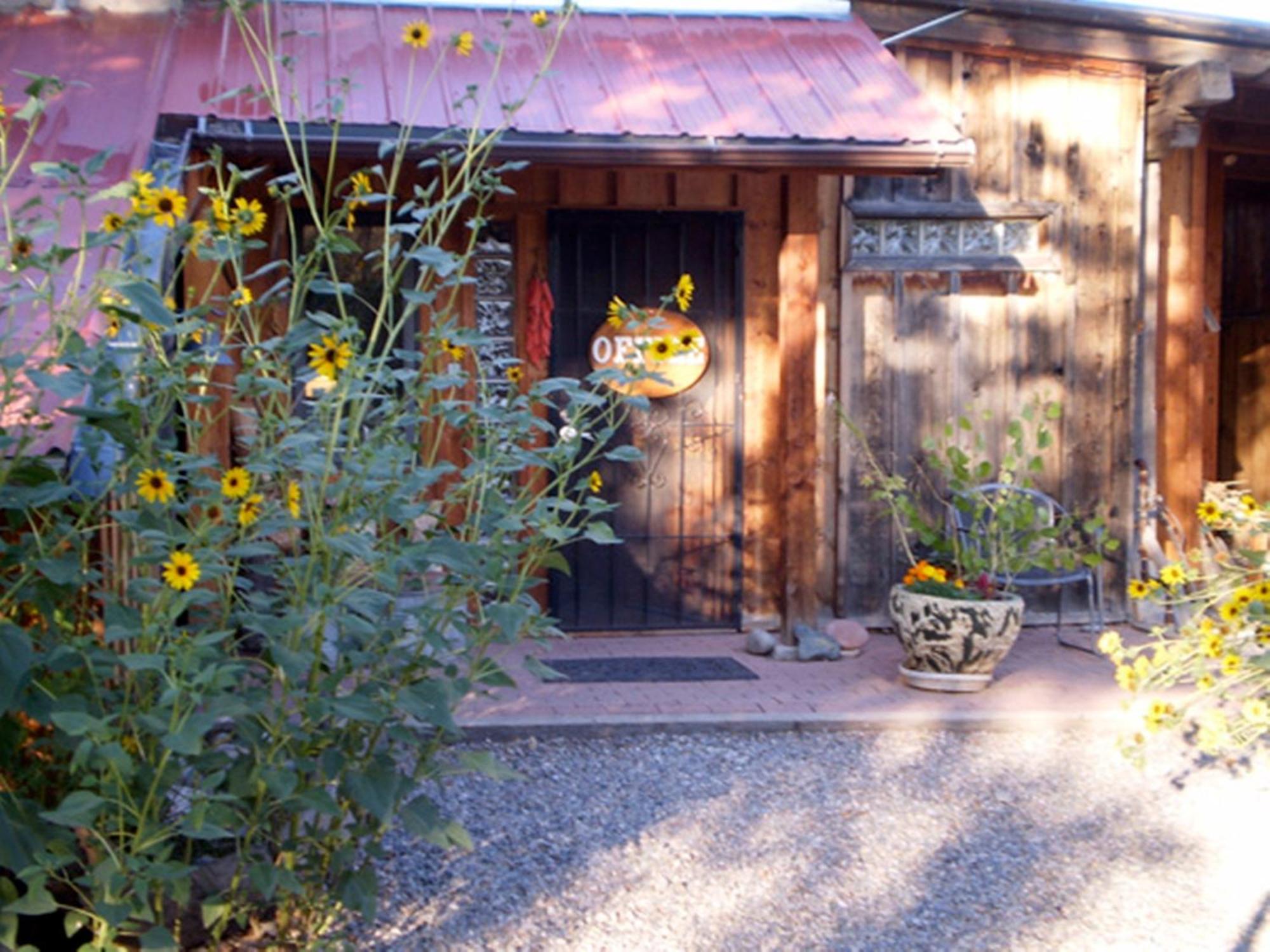 Silver River Adobe Inn Bed And Breakfast Фармингтон Экстерьер фото