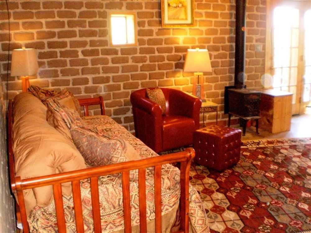 Silver River Adobe Inn Bed And Breakfast Фармингтон Экстерьер фото